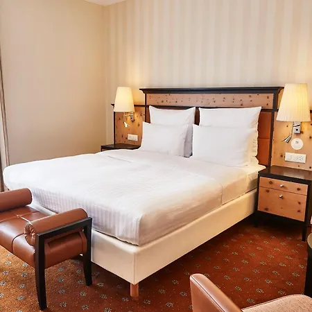 Steigenberger Icon Grandhotel Belvedere فندق