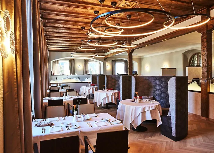 Готель Steigenberger Icon Grandhotel Belvedere 5*